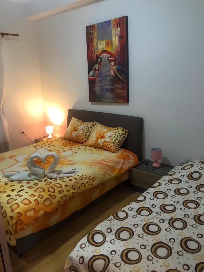 Jovana -- Porodicni Apartmani Igalo Herceg Novi Buitenkant foto