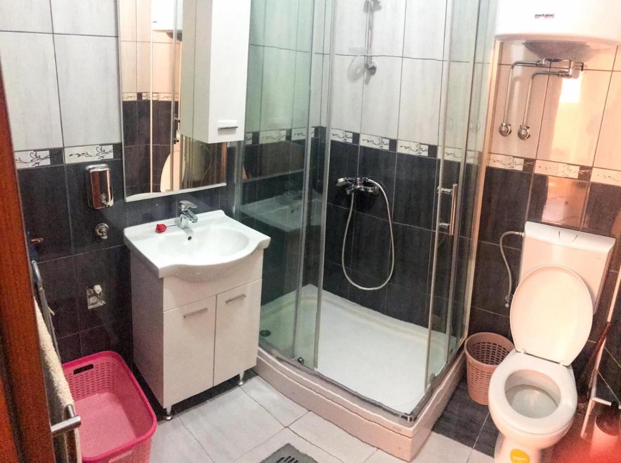 Jovana -- Porodicni Apartmani Igalo Herceg Novi Buitenkant foto