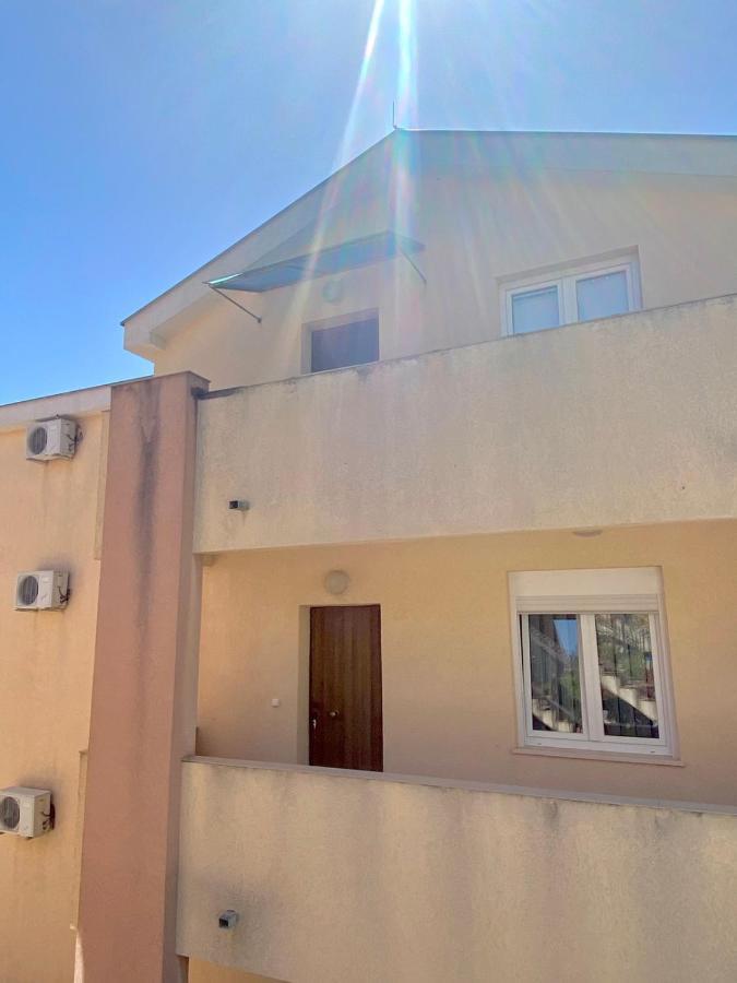 Jovana -- Porodicni Apartmani Igalo Herceg Novi Buitenkant foto