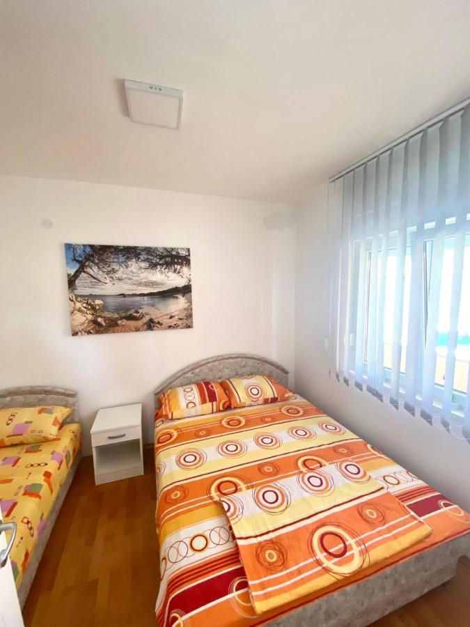 Jovana -- Porodicni Apartmani Igalo Herceg Novi Buitenkant foto
